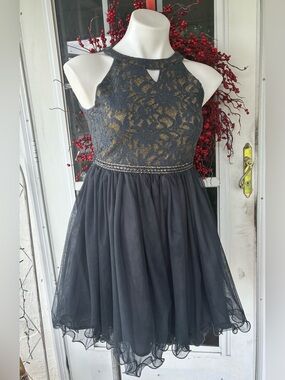 Girls size 14 Grey and Gold Lace & chiffon Party Dress by Lavender brand